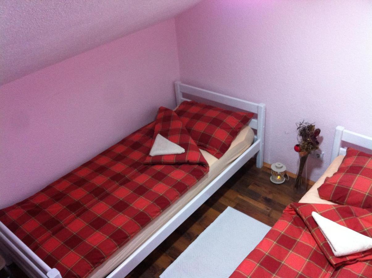 Hotel PANSION Zeyno Sarajevo Zimmer foto
