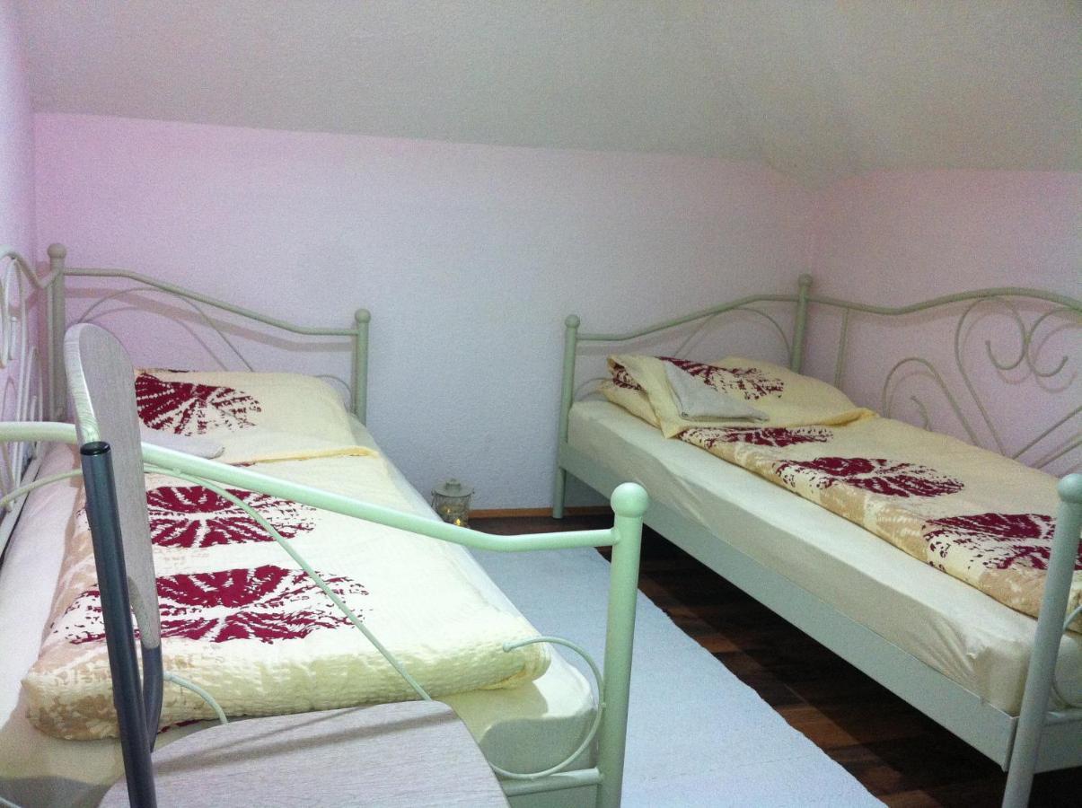 Hotel PANSION Zeyno Sarajevo Zimmer foto